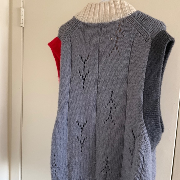 YanYan Knits Frosty Oversize 100% Merino Wool Vest Knot Detail Size M - Picture 6 of 7